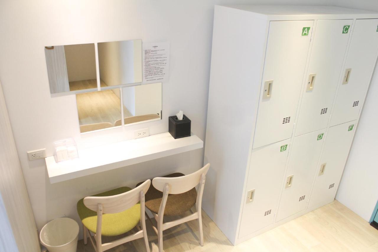 4Plus Hostel Taipei Eksteriør billede