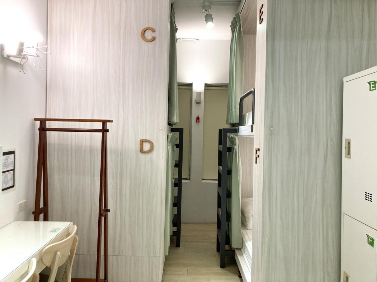 4Plus Hostel Taipei Eksteriør billede