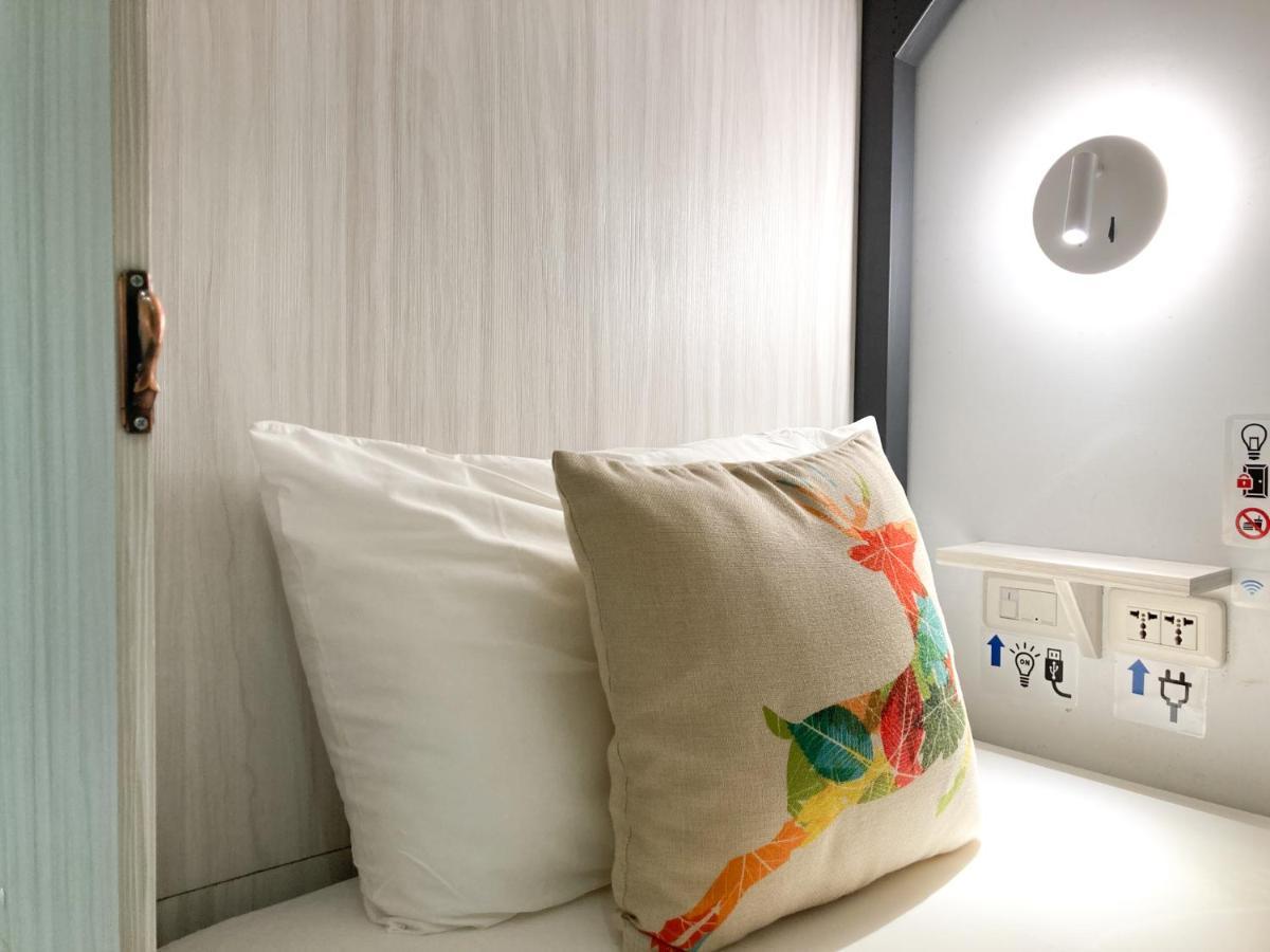 4Plus Hostel Taipei Eksteriør billede